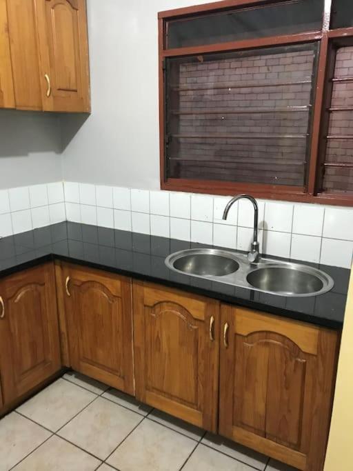Ibex Hill Apartment- Power Backup لوساكا المظهر الخارجي الصورة