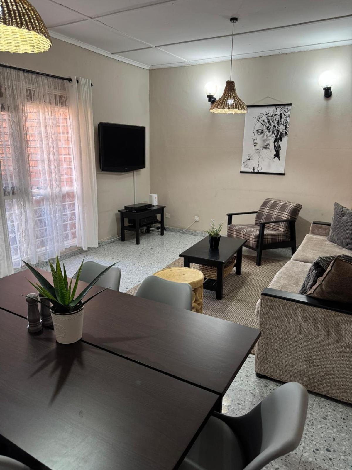 Ibex Hill Apartment- Power Backup لوساكا المظهر الخارجي الصورة